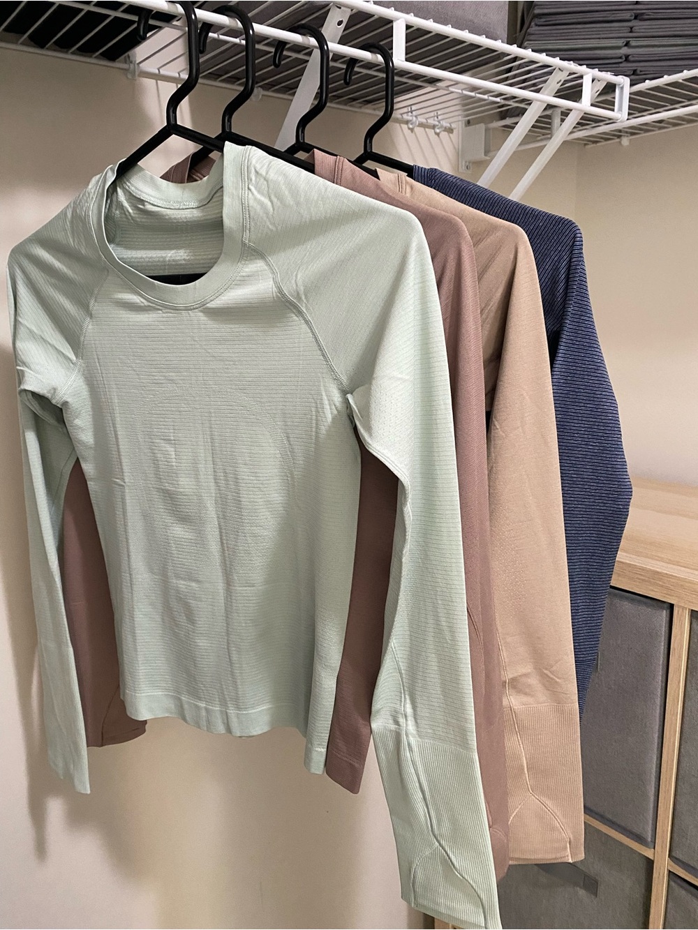 🖤 Lululemon Swiftly Tech LS Waist Length — Multiple Colors Available!